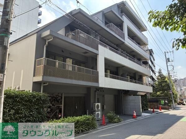 西麻布ホームズの物件外観写真